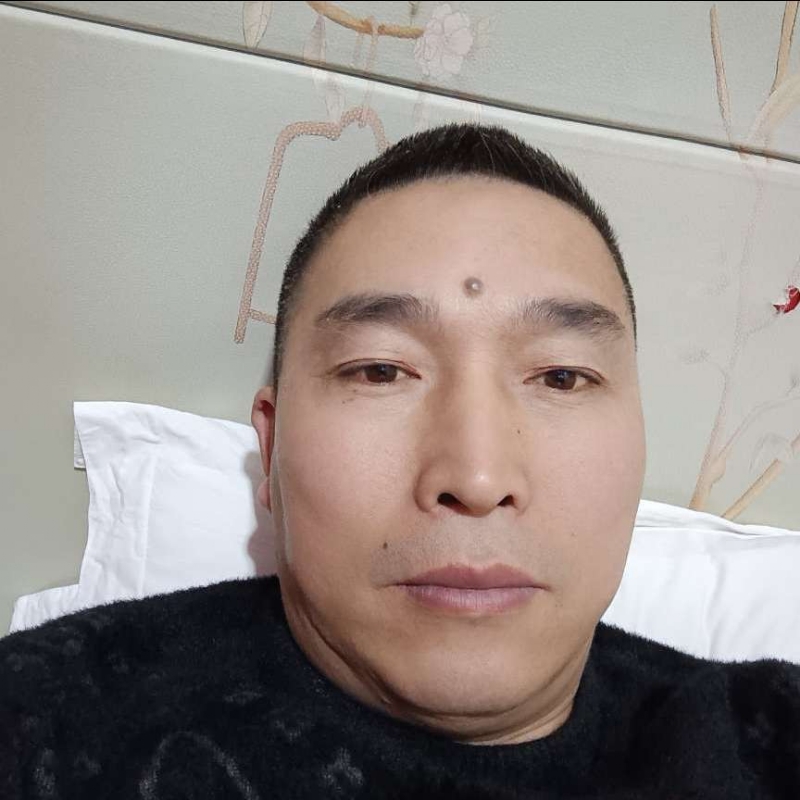 痴情男的第一张照片--孝感相亲服务中心