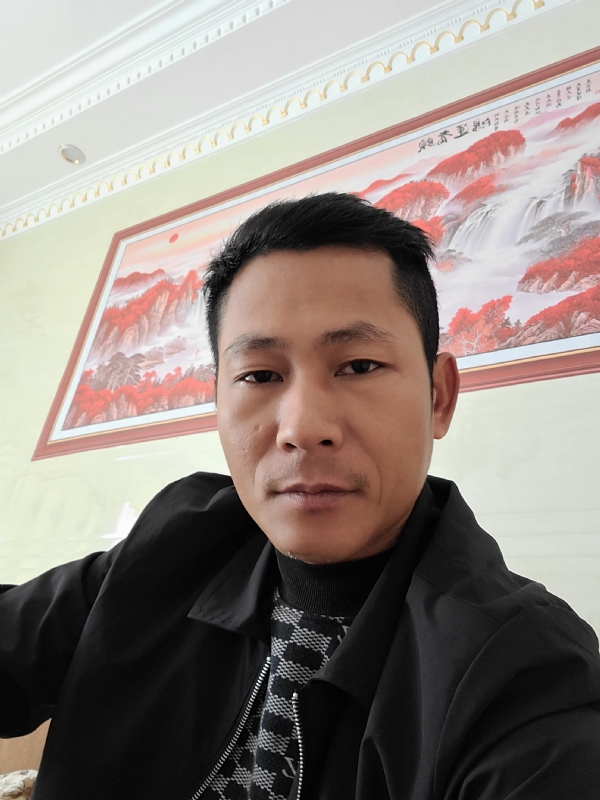 大叔的第一张照片--孝感相亲服务中心