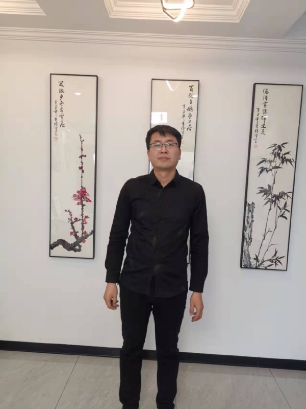 情义比天高的第一张照片--孝感相亲服务中心