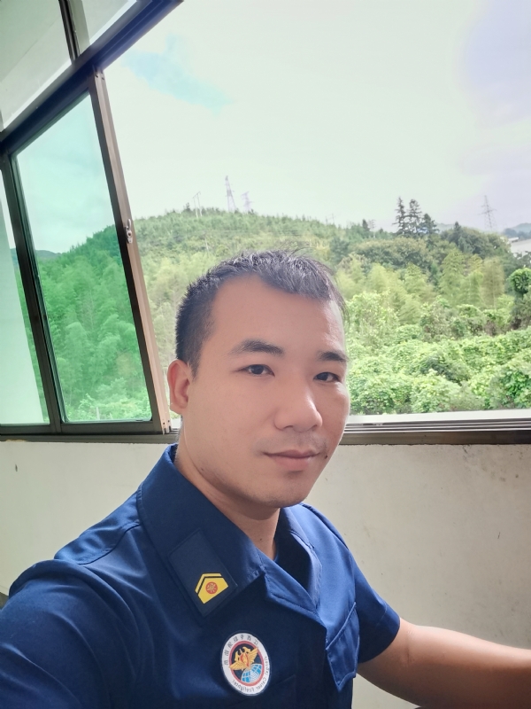 期待未来的第一张照片--孝感相亲服务中心