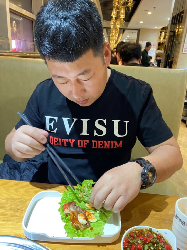 砒霜的第一张照片--孝感相亲服务中心