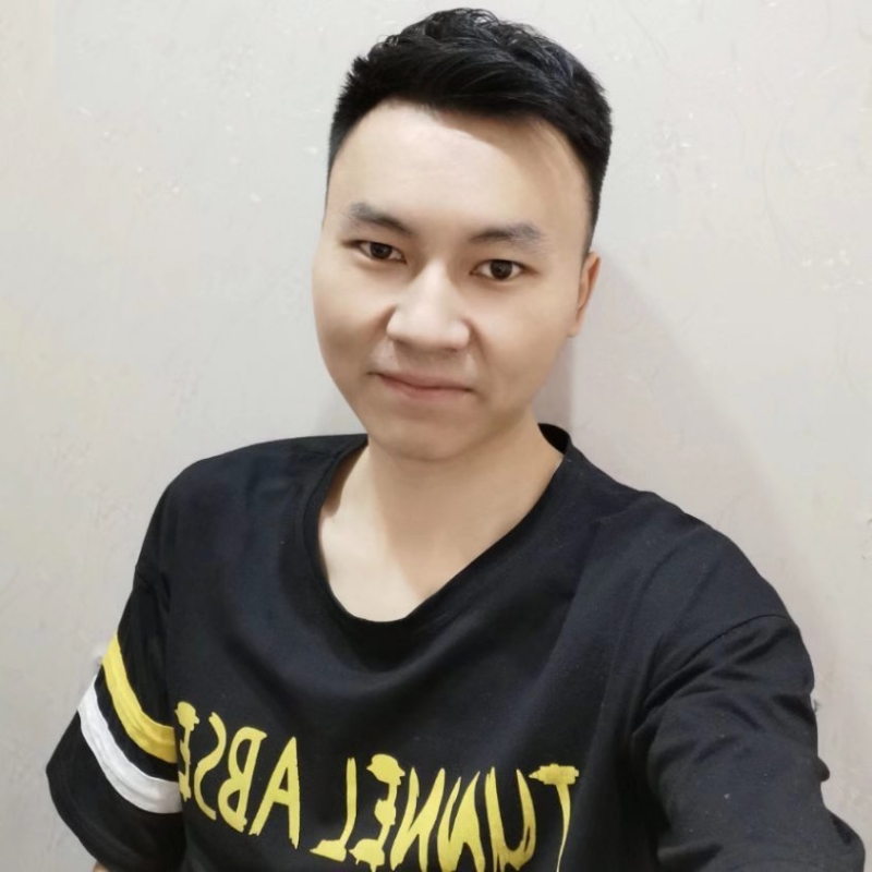 大男孩的第一张照片--孝感相亲服务中心