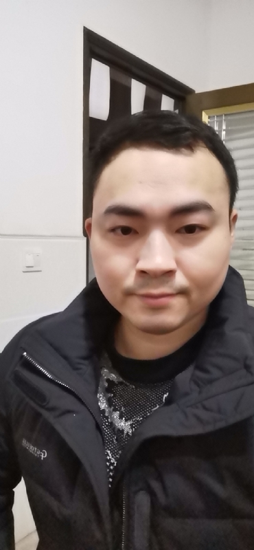 老实人的第一张照片--孝感相亲服务中心