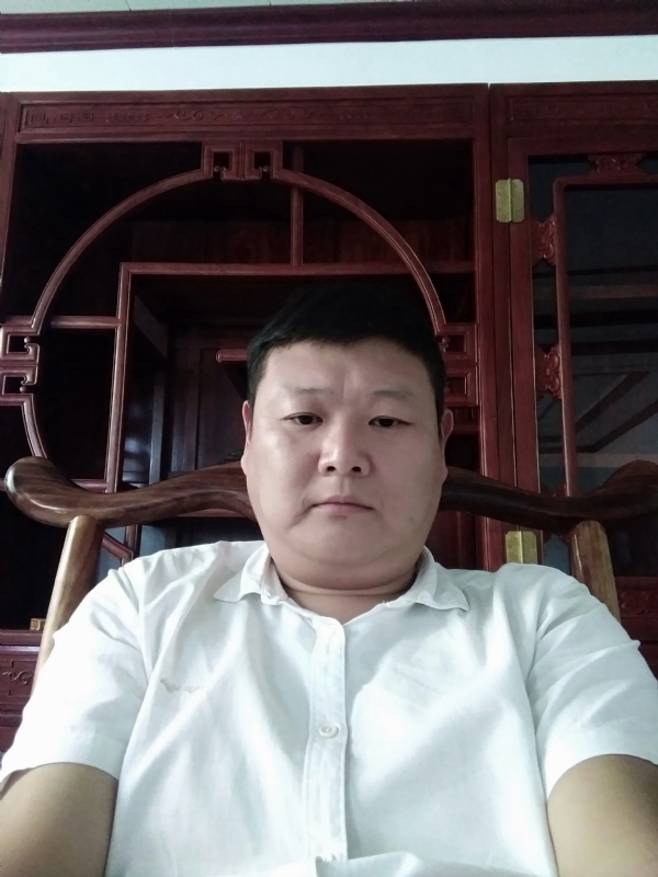 狼图腾的第一张照片--孝感相亲服务中心