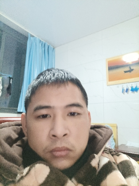 寂寞的第一张照片--孝感相亲服务中心
