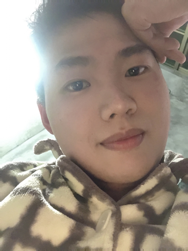 她的第四张照片--孝感相亲服务中心