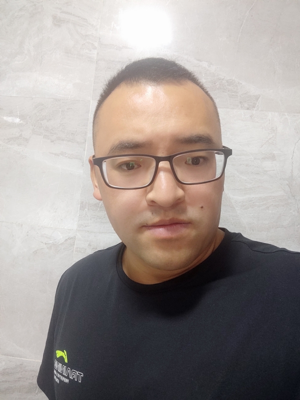 只愿得一人心的第四张照片--孝感相亲服务中心