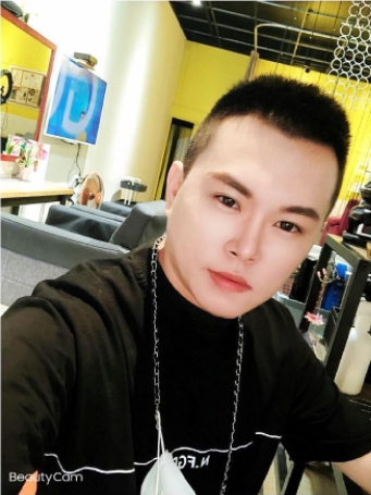 lucky的第一张照片--孝感相亲服务中心