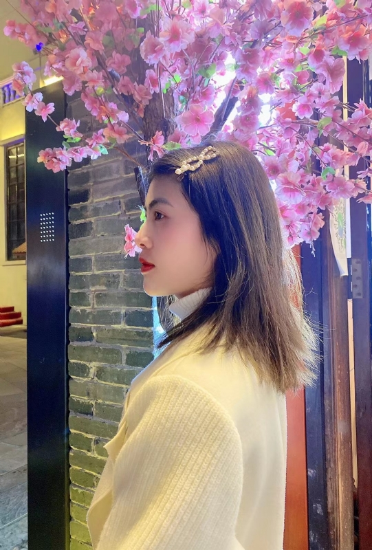 大眼妹的第一张照片--孝感相亲服务中心