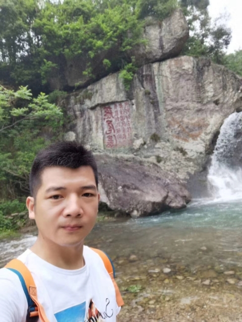 愿得一人心的第一张照片--孝感相亲服务中心