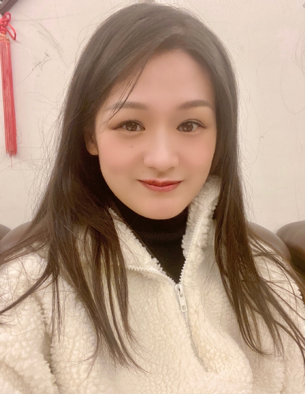 盧盈穎的第二张照片--孝感相亲服务中心