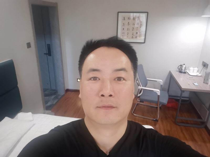 莫待花落空折枝的第一张照片--孝感相亲服务中心