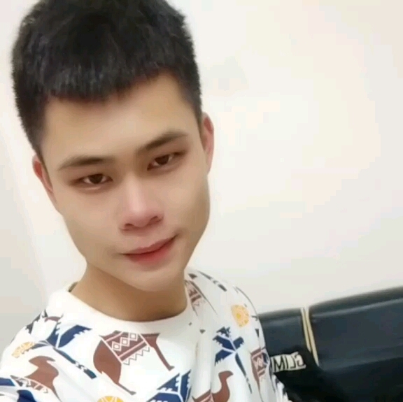 浪子的第一张照片--孝感相亲服务中心