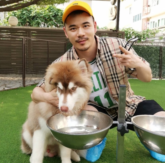 坚持的第一张照片--孝感相亲服务中心