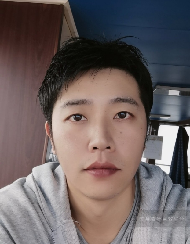 不太帅的男人的第二张照片--孝感相亲服务中心