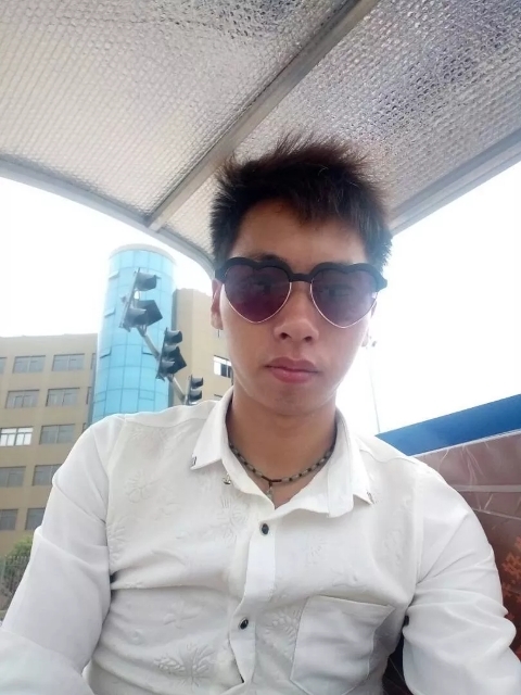 寻缘的第一张照片--孝感相亲服务中心