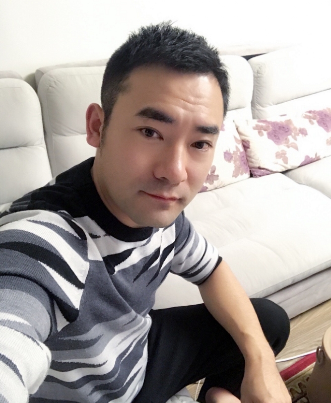 随风的第一张照片--孝感相亲服务中心