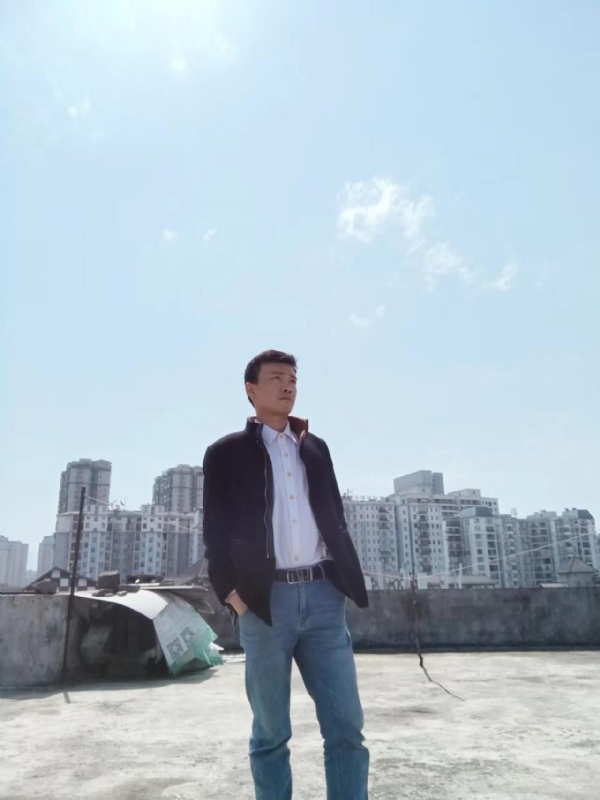 蓝色心情的第一张照片--孝感相亲服务中心
