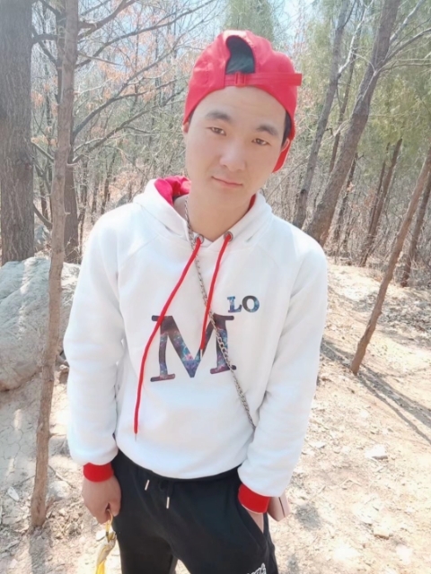 天赐人生的第一张照片--孝感相亲服务中心