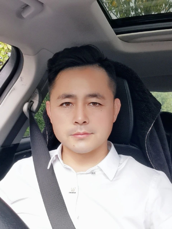 阿华大人的第一张照片--孝感相亲服务中心