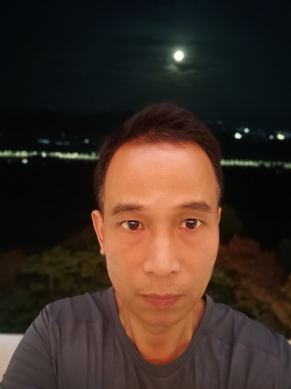 辉哥的第一张照片--孝感相亲服务中心