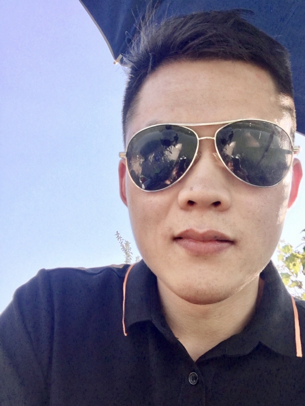 德鹏的第一张照片--孝感相亲服务中心