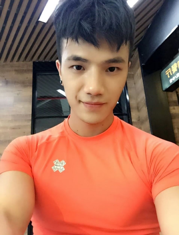 航航的第一张照片--孝感相亲服务中心