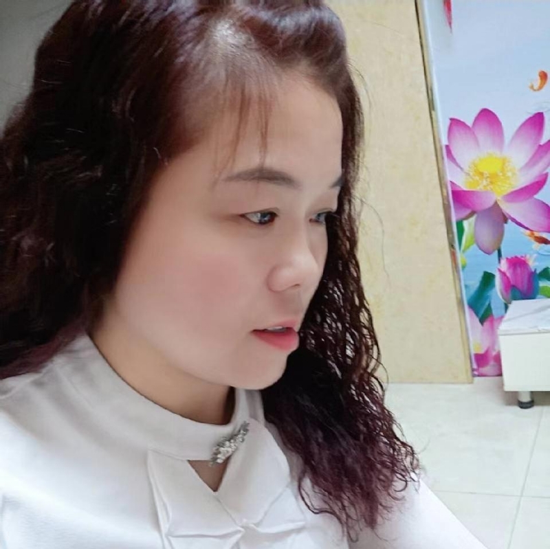 顾枸丽的第二张照片--孝感相亲服务中心
