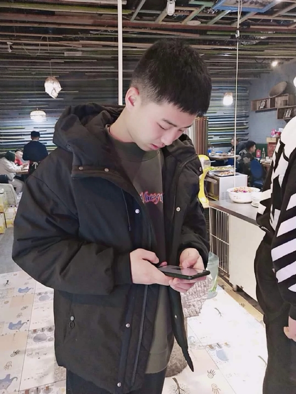 小赵的第一张照片--孝感相亲服务中心
