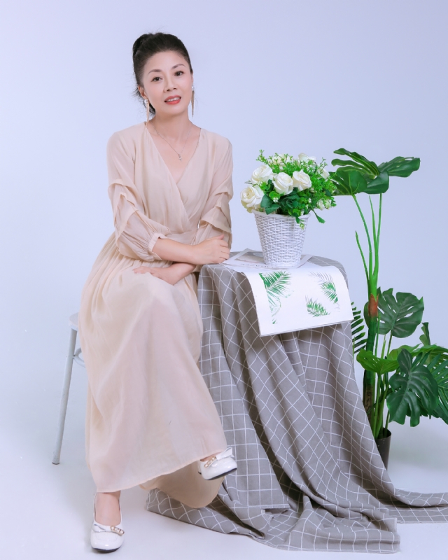 Anna的第一张照片--孝感相亲服务中心
