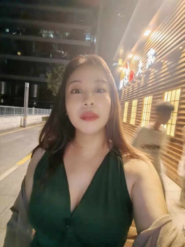 叶子青青的第四张照片--孝感相亲服务中心