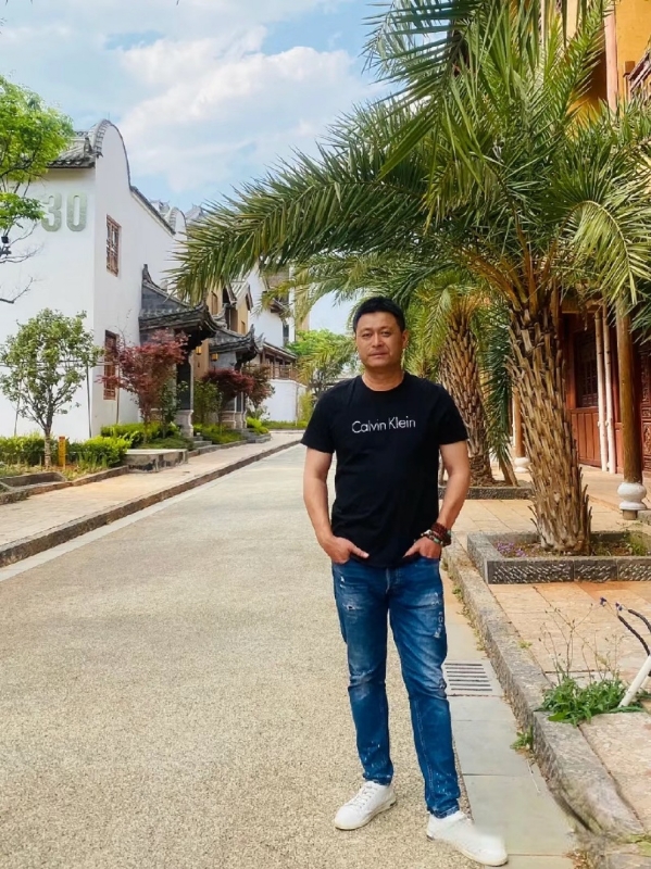 莪、蓶伱专属的第一张照片--孝感相亲服务中心