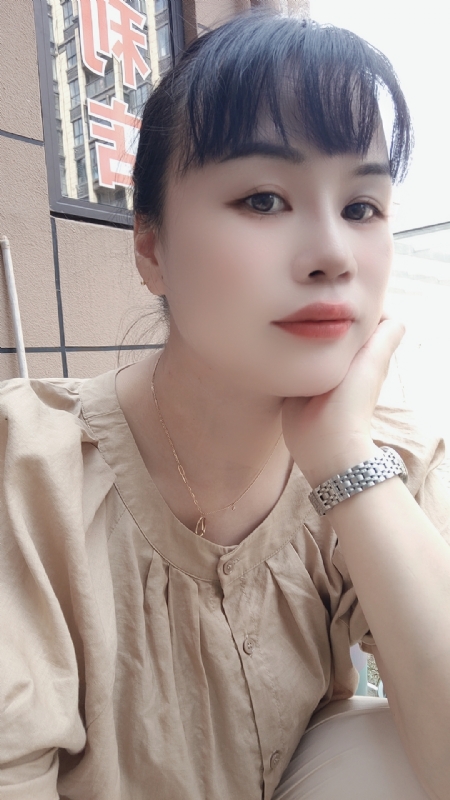 余生请多指教的第一张照片--孝感相亲服务中心