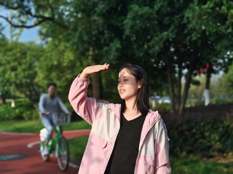 达拉崩吧的第一张照片--孝感相亲服务中心