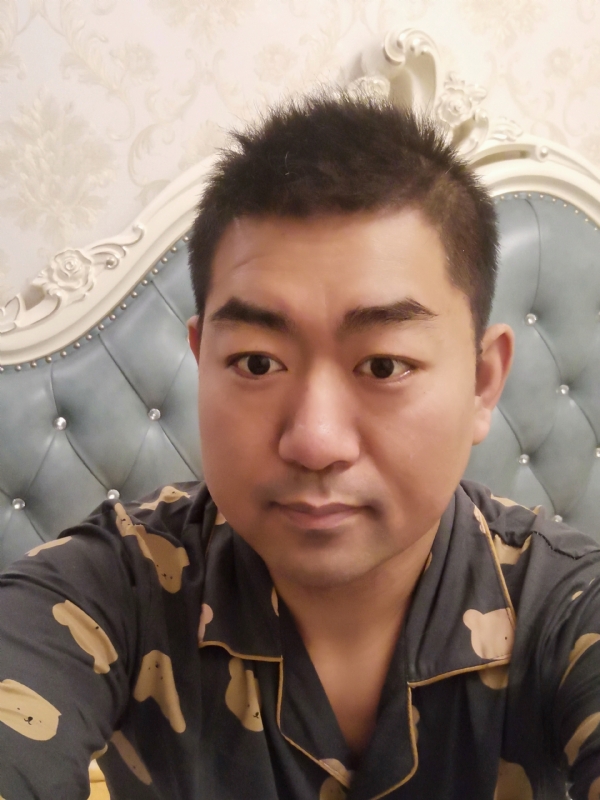 曾经的第一张照片--孝感相亲服务中心
