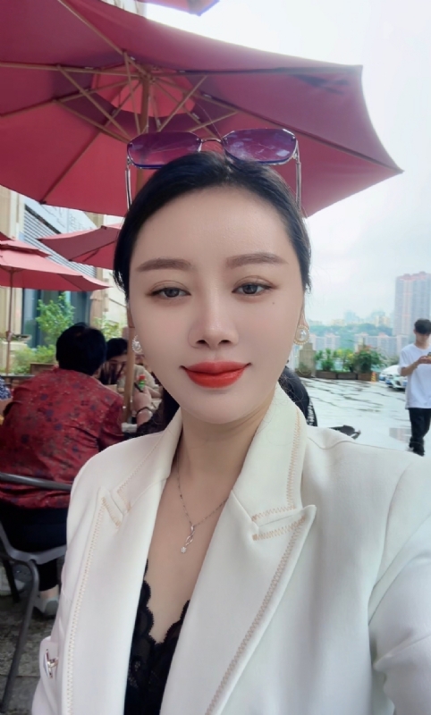 Angela的第一张照片--孝感相亲服务中心