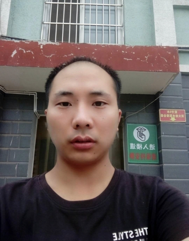 亮亮的第一张照片--孝感相亲服务中心