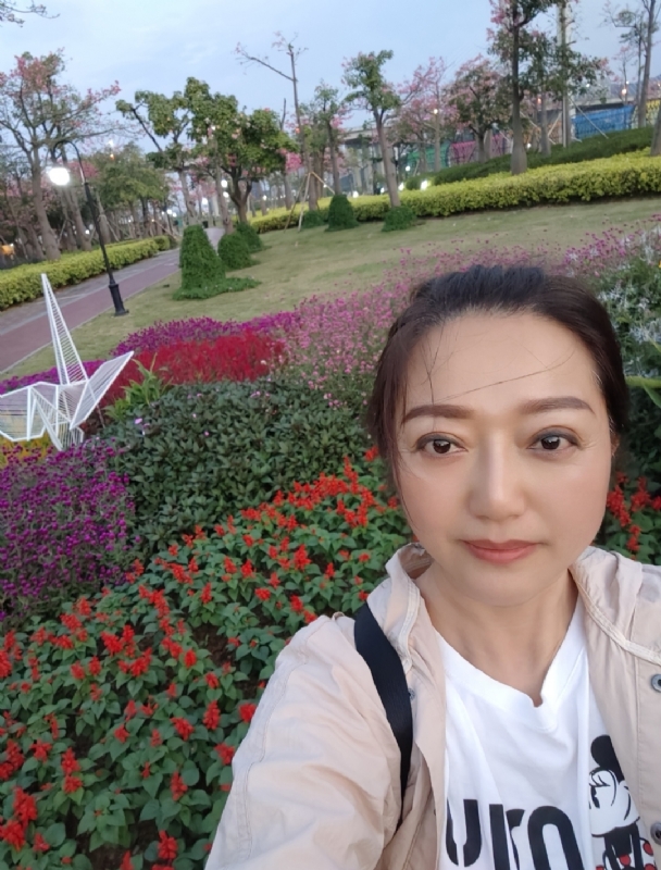 m云朵的第一张照片--孝感相亲服务中心