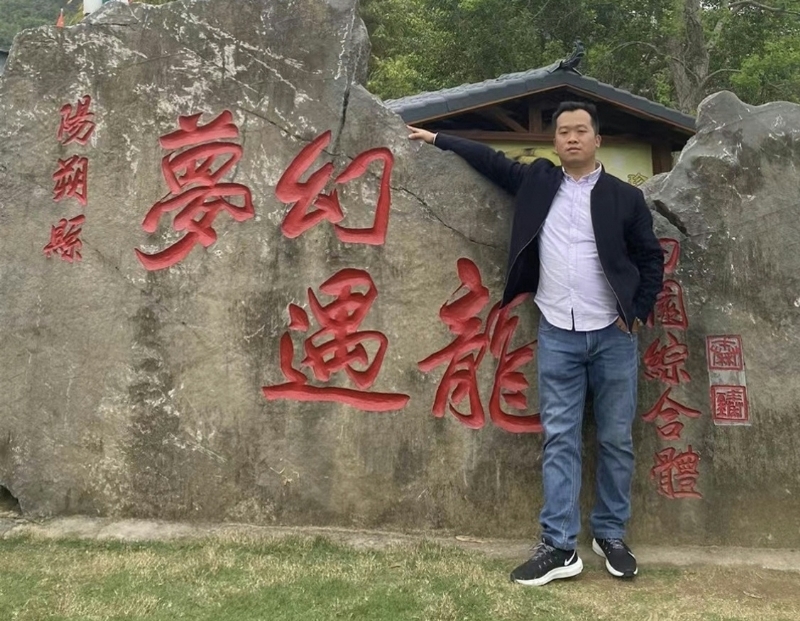 快乐每一天的第一张照片--孝感相亲服务中心