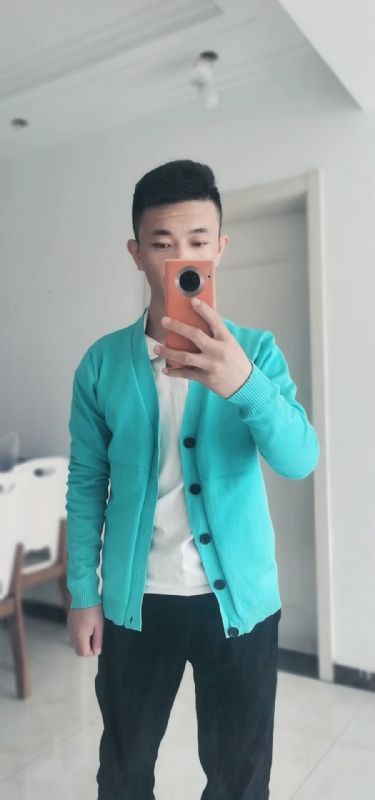 康荣振的第一张照片--孝感相亲服务中心