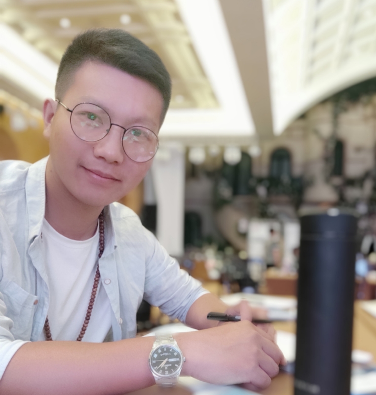 黄先生的第一张照片--孝感相亲服务中心