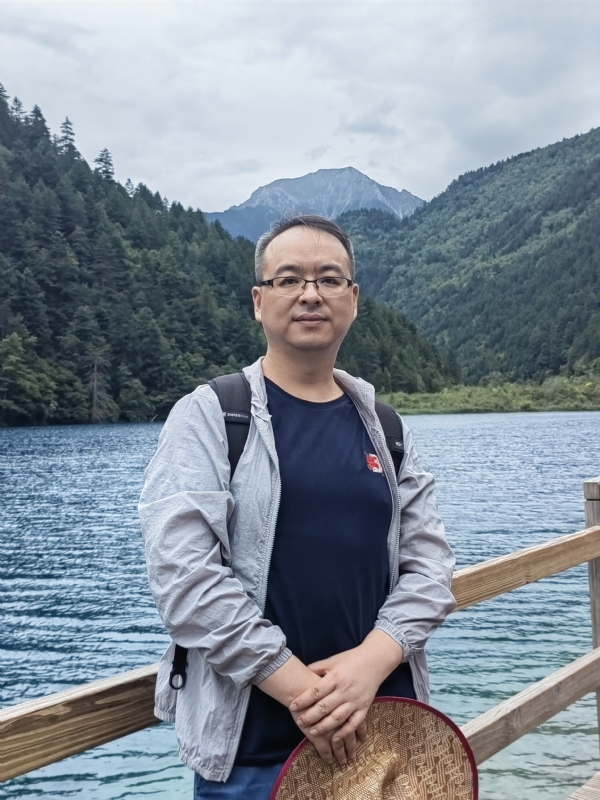 守望者的第二张照片--孝感相亲服务中心