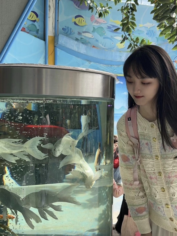 yiyi的第三张照片--孝感相亲服务中心