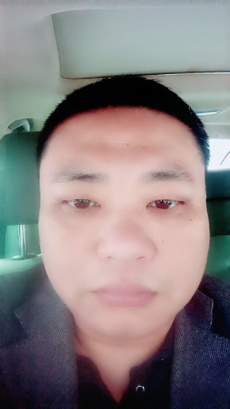 向日葵的第一张照片--孝感相亲服务中心