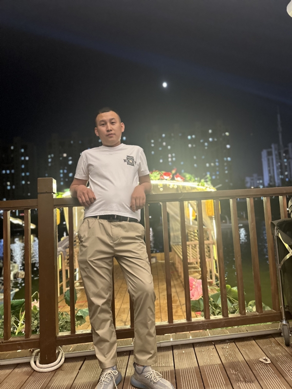 大超的第一张照片--孝感相亲服务中心