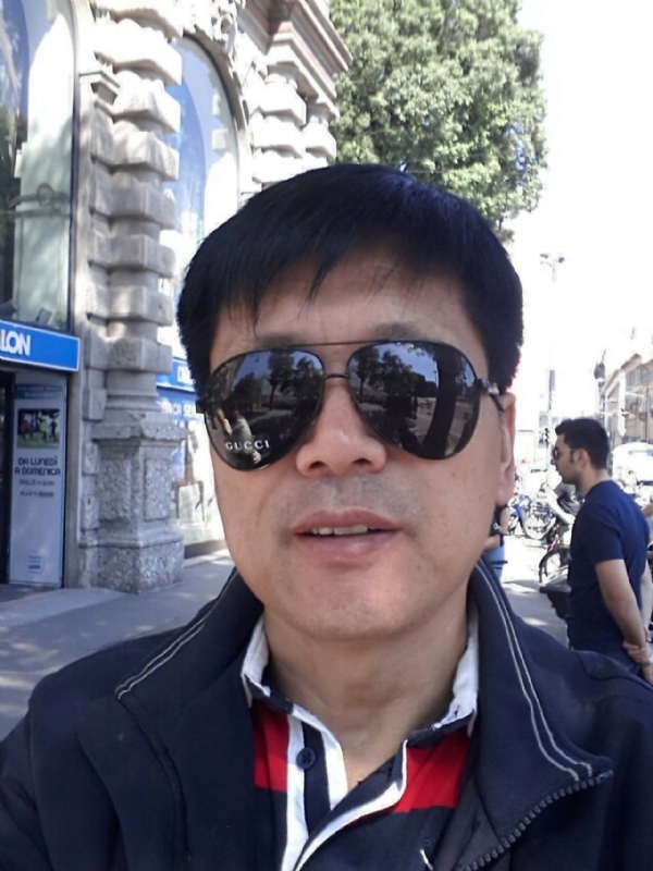 春风的第一张照片--孝感相亲服务中心