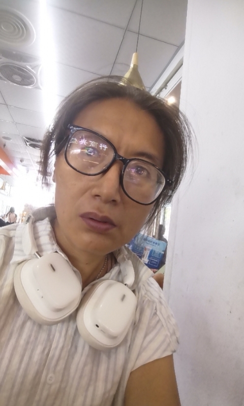 冬天的蔷薇的第三张照片--孝感相亲服务中心
