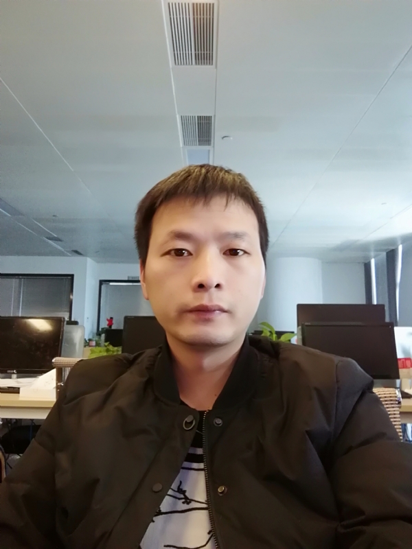 刘堃的第一张照片--孝感相亲服务中心