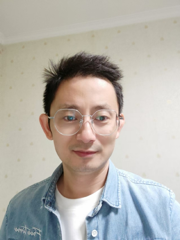飘逸的第二张照片--孝感相亲服务中心
