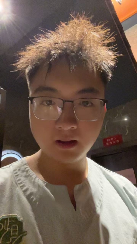 成熟稳重的男士的第一张照片--孝感相亲服务中心